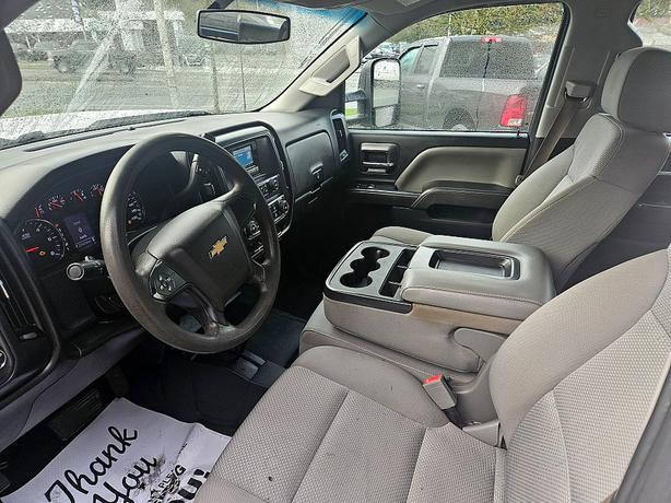 2015 Chevrolet  Silverado 2500HD Work Truck image 6