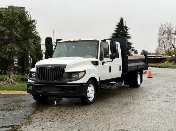 2012 International TerraStar 11-Foot Dump Truck Diesel image 4
