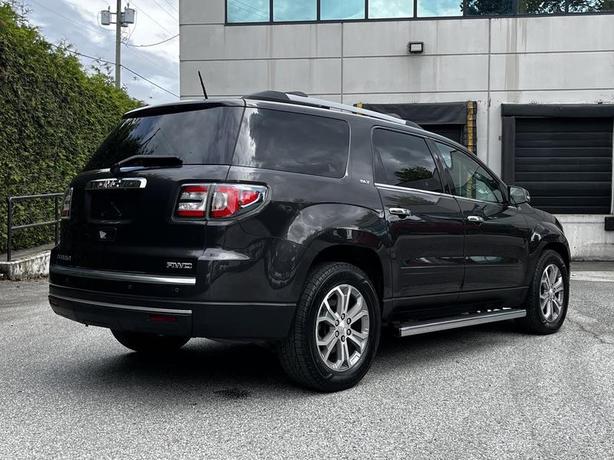 2016 GMC Acadia SLT AWD 7-Passenger image 8