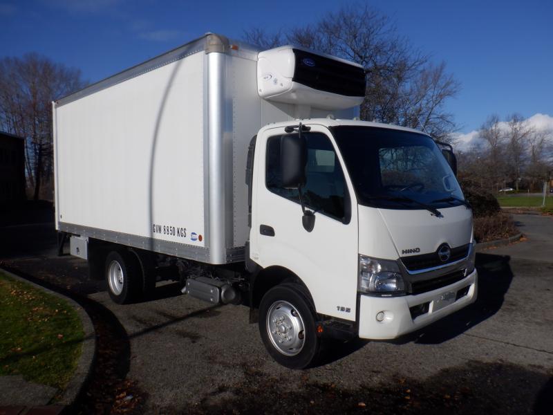 2015 Hino 195 Reefer 16 Foot Cube Van 3 Seater Diesel display photo