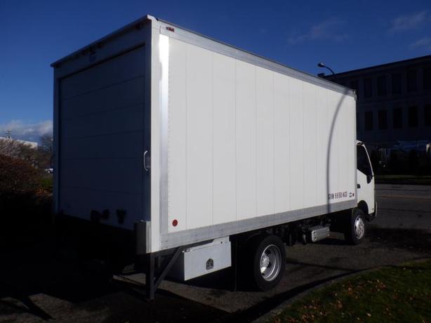 2015 Hino 195 Reefer 16 Foot Cube Van 3 Seater Diesel image 7