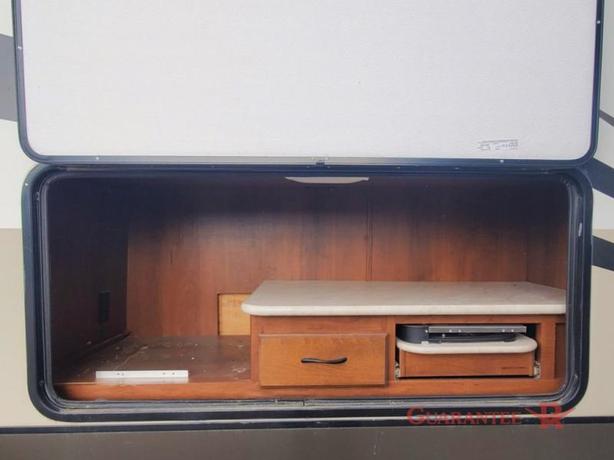 Used 2015 Jayco White Hawk 27RBOK image 7