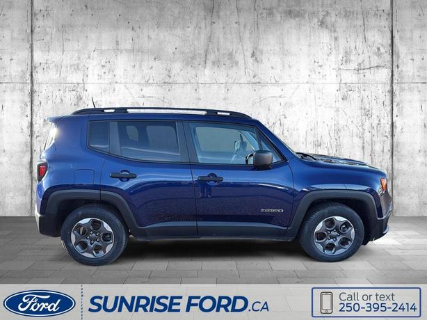 2018 Jeep Renegade Sport - RESPONSIVE HANDLING, ELEVATED DRIVING POSITION, AND J image 4