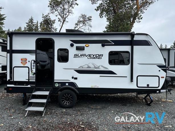 Used 2024 Forest River RV Surveyor Legend 19BHLE image 3