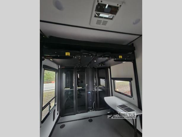 Used 2022 Keystone RV Fuzion Impact Edition 367 image 8