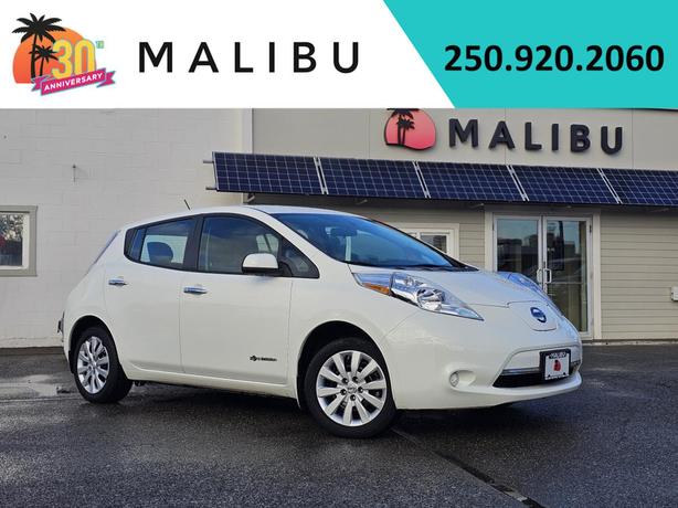 2015 Nissan LEAF 4dr HB S image 1