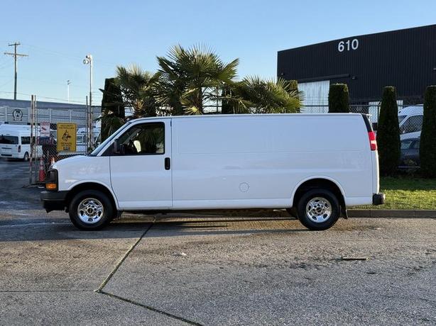 2013 GMC Savana G2500 Carpet Cleaning Machine Cargo Van image 6