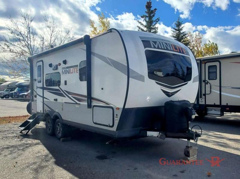 Used 2021 Forest River RV Rockwood Mini Lite 2109S display photo