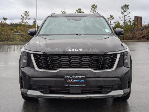 2024 Kia Sorento LX - AWD, Heated Seats, Phone Projection image 3