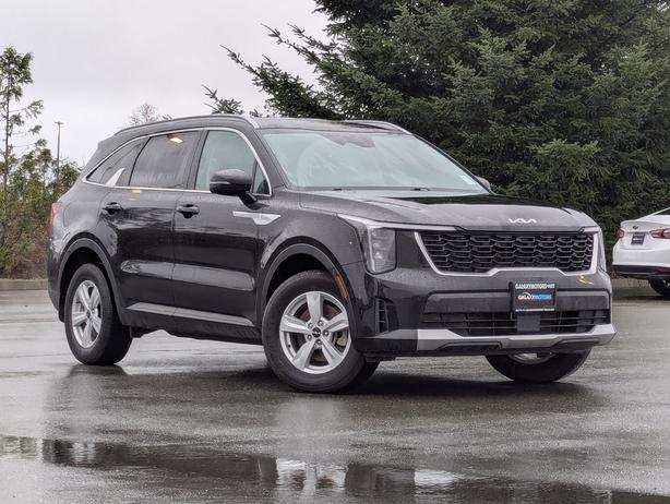 2024 Kia Sorento LX - AWD, Heated Seats, Phone Projection image 4