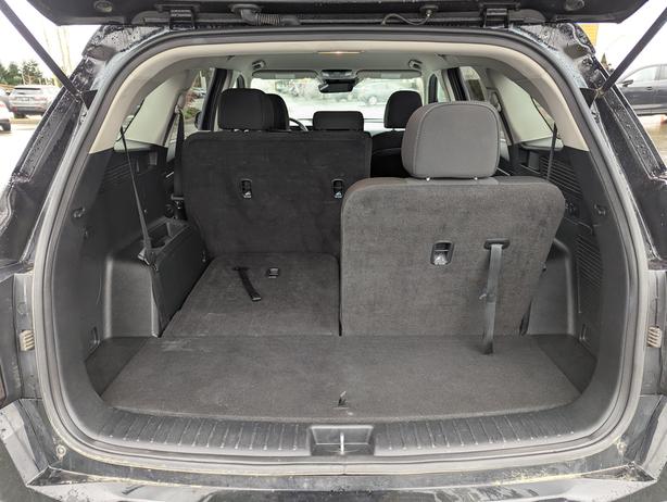 2024 Kia Sorento LX - AWD, Heated Seats, Phone Projection image 8