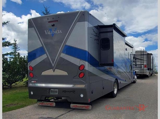 Used 2022 Renegade RV Valencia 38RW image 3