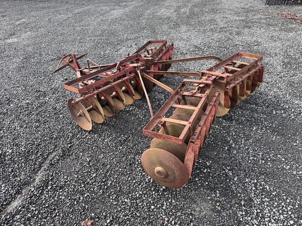 1990 Pull Type Disc Harrow image 8
