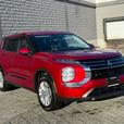 2025 Mitsubishi Outlander thumbnail image 3