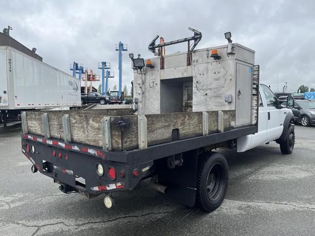 2007 Ford F-450 SD Crew Cab 10 Foot Flat Deck 4WD Diesel image 5