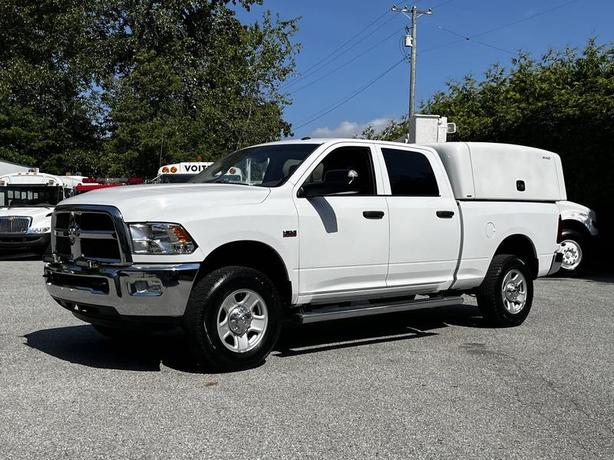 2016 RAM 2500 Tradesman Crew Cab Short Box 4WD with Canopy image 5