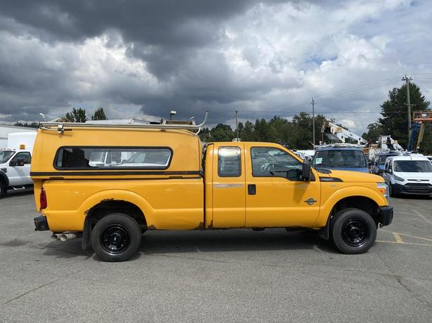 2013 Ford F-250 SD XL SuperCab 4x4 Long Bed Diesel with Work Canopy image 6