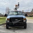 2010 Ford F-550 XL Super Duty 4x4 Versalift Bucket Service Truck thumbnail image 3