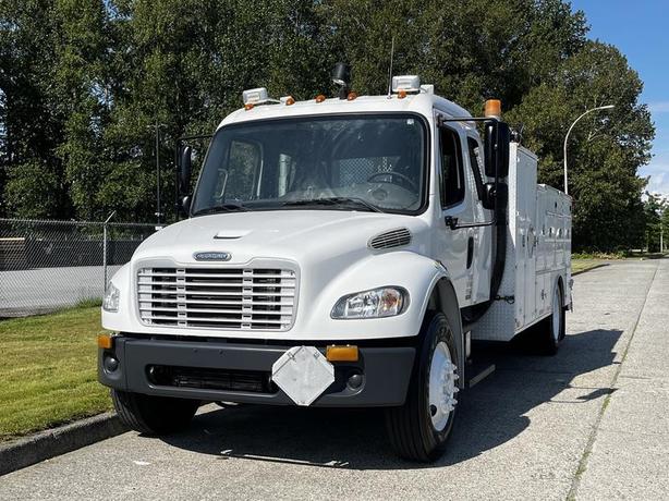 2004 Freightliner M2 106 Diesel Service Truck with Pumps and Air Brakes image 4
