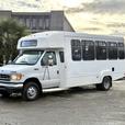 2002 Ford Econoline E-450 Super Duty 5-Passenger Bus with Wheelchair Lift thumbnail image 5
