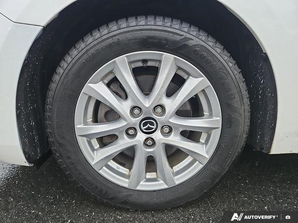 2017 Mazda3 GS | Backup Camera | Heated Seats! image 6