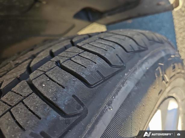 2020 Hyundai Tucson Preferred | Heated Seats | No Accidents! image 7