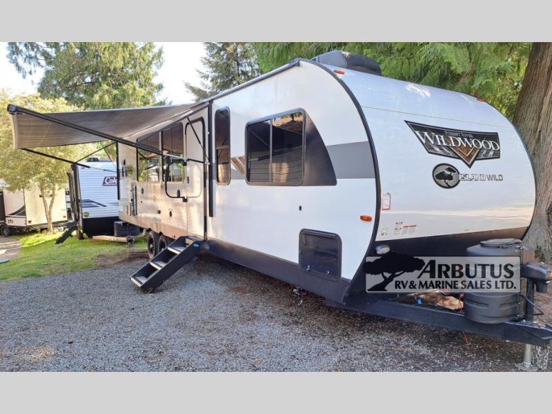 Used 2024 Forest River RV Wildwood 29VIEW display photo