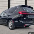 2024 Chrysler Pacifica Touring FWD ONLY 30,657 KMS! FULLY INSPECTED! V6! UCONNEC thumbnail image 4