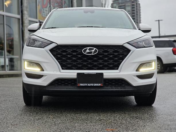 2019 Hyundai Tucson Essential - Safety Package, No Accidents image 2