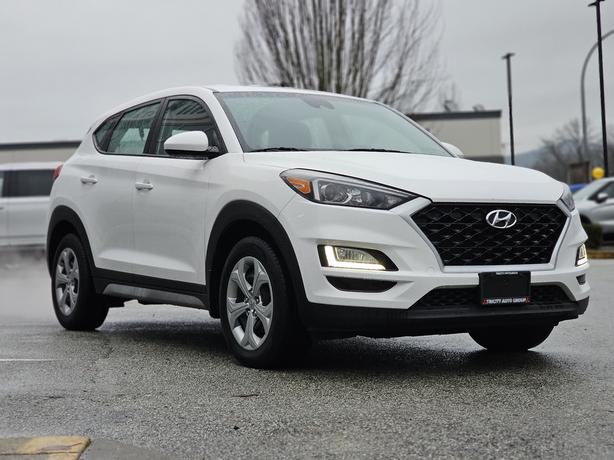 2019 Hyundai Tucson Essential - Safety Package, No Accidents image 3