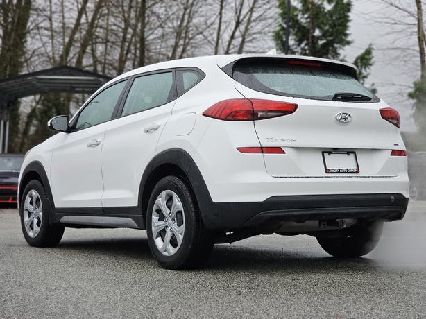 2019 Hyundai Tucson Essential - Safety Package, No Accidents image 7