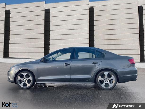 2014 Volkswagen Jetta 4dr 2.0L Man Trendline NO ACCIDENTS! FULLY INSPECTED! GOOD image 3