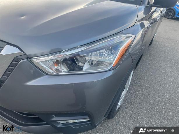 2020 Nissan Kicks S FWD GREAT ON GAS! NO ACCIDENTS! NISSAN AUDIO SYSTEM WITH TOU image 8