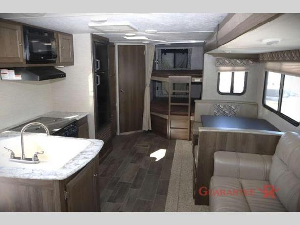 Used 2018 Keystone RV Bullet 272BHS image 7