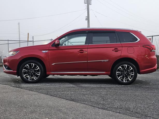 2018 Mitsubishi Outlander PHEV image 8