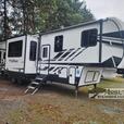 Used 2022 Keystone RV Fuzion Impact Edition 367 thumbnail image 5