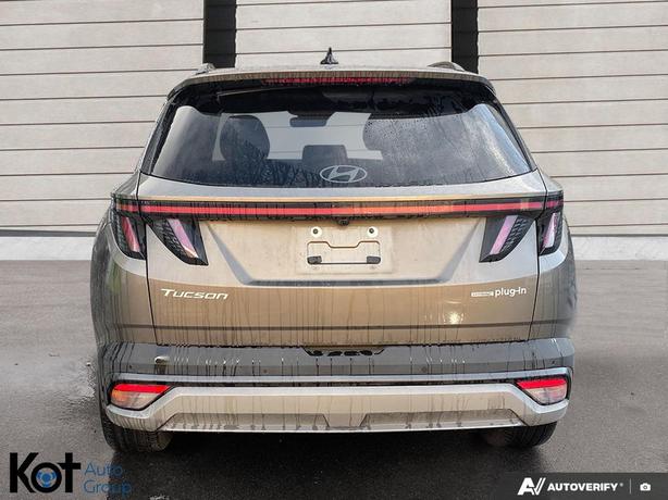 2025 Hyundai Tucson Plug-In Hybrid Ultimate | PHEV AWD INSTANT DEMO SAVINGS! $42 image 5