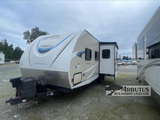 Used 2019 Coachmen RV COACHMEN FREEDOM EXPRESS 248 RBS image 3