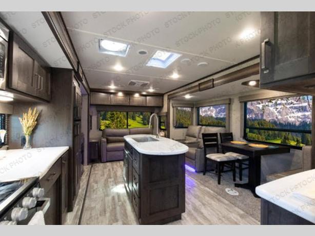 Used 2020 Grand Design Reflection 297RSTS image 2