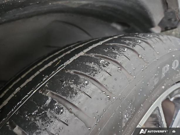 2022 Mercedes-Benz GLC 300 4MATIC SUV | No Reported Accidents! image 7