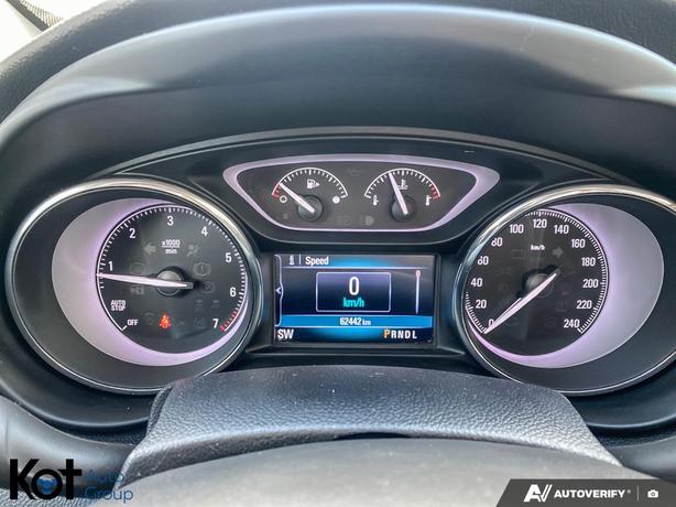 2019 Buick Envision Essence LEATHER SEATS! APPLE CARPLAY & ANDROID AUTO! HEATED  image 8