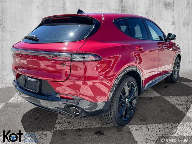 2024 Dodge Hornet R/T Plus | DEMO CLEAROUT | SAVE OVER $15,500! | FREE WINTER TI image 5