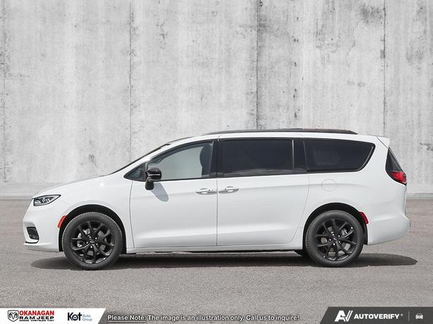 2026 Chrysler Pacifica LIMITED | DEMO CLEAROUT SAVE OVER 2K! demo image 3