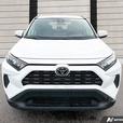 2019 Toyota RAV4 LE NO ACCIDENT! LOW KMS! BACKUP CAMERA! thumbnail image 2