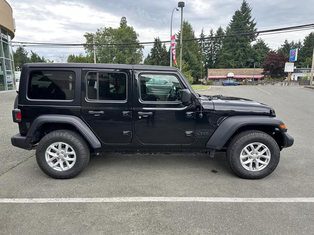 2023 Jeep Wrangler Sport S image 6