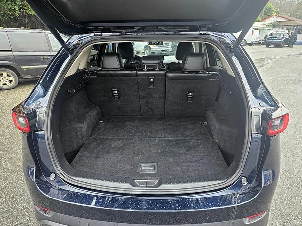 2025 Mazda  CX-5 2.5 S Preferred Package image 7
