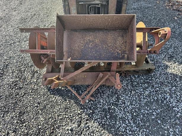 1990 Mid-West Equipment One-Way Plough image 1