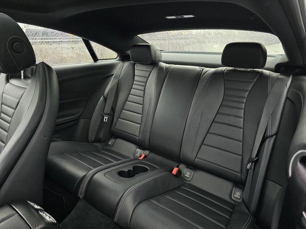 2019 Mercedes-Benz E-Class E 450- AMG Line, Local BC, Premium Package image 3