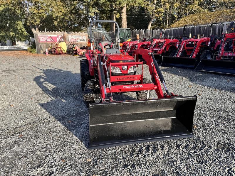 2024 Mahindra 1600 Series 1626 HST display photo