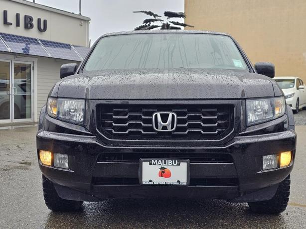2014 Honda Ridgeline Special Edition image 2